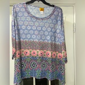NWOT RUBY RD BLOUSE